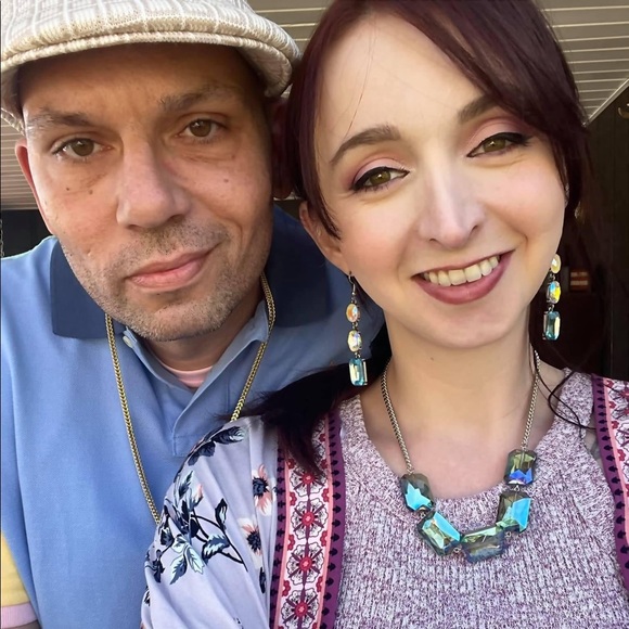 Meet your Posh Ambassador, Sarah 🌸💕 - Picture 3 of 6